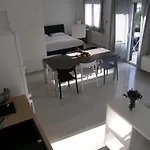 Mon